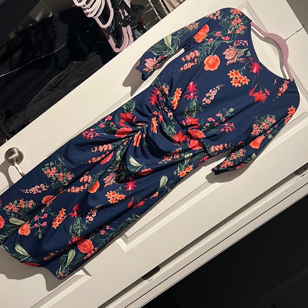 Vince Comuto flower dress